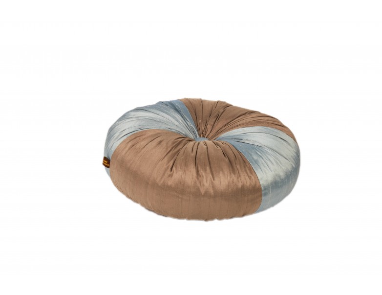 Round Cushion W/ Button